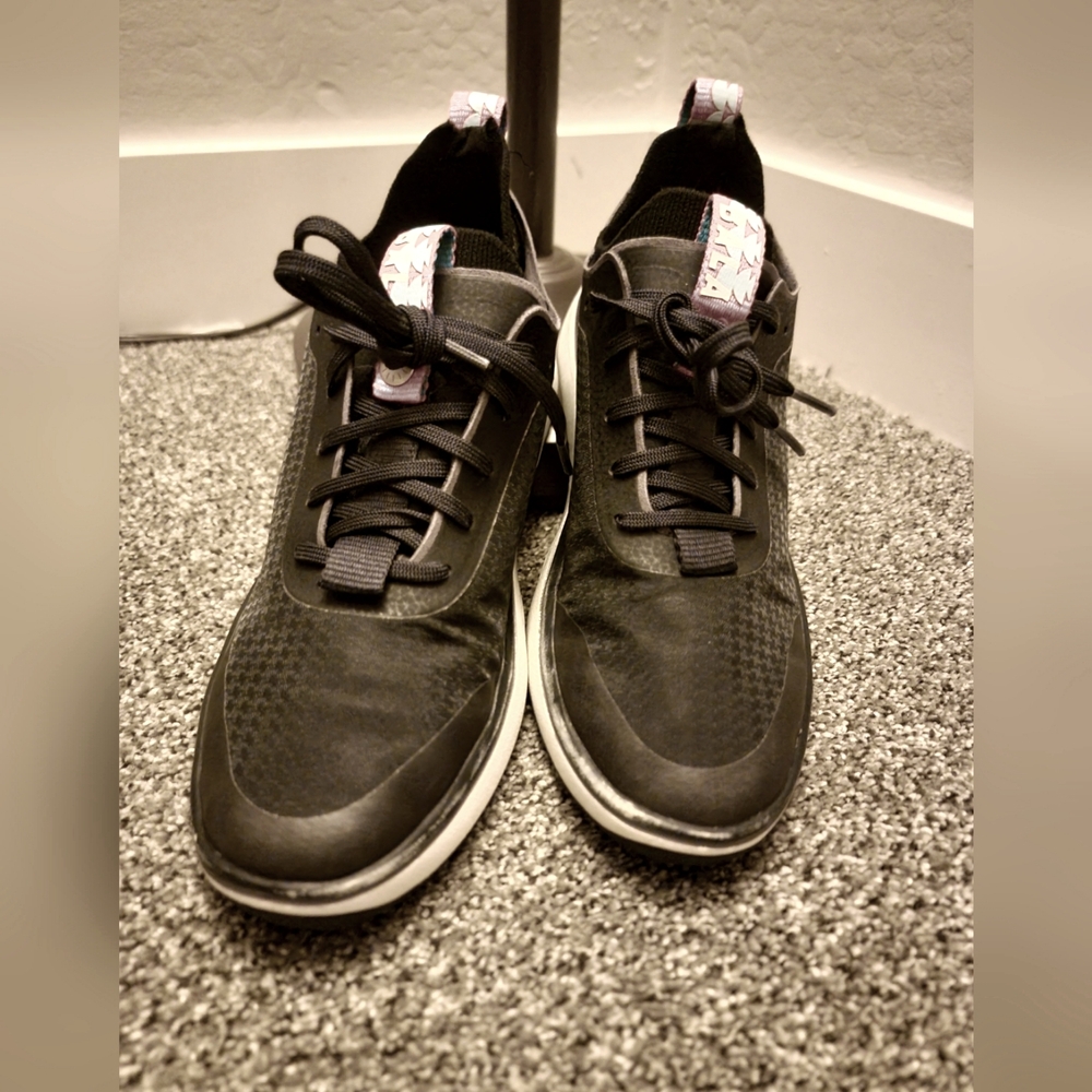 Black Women's Sneakers